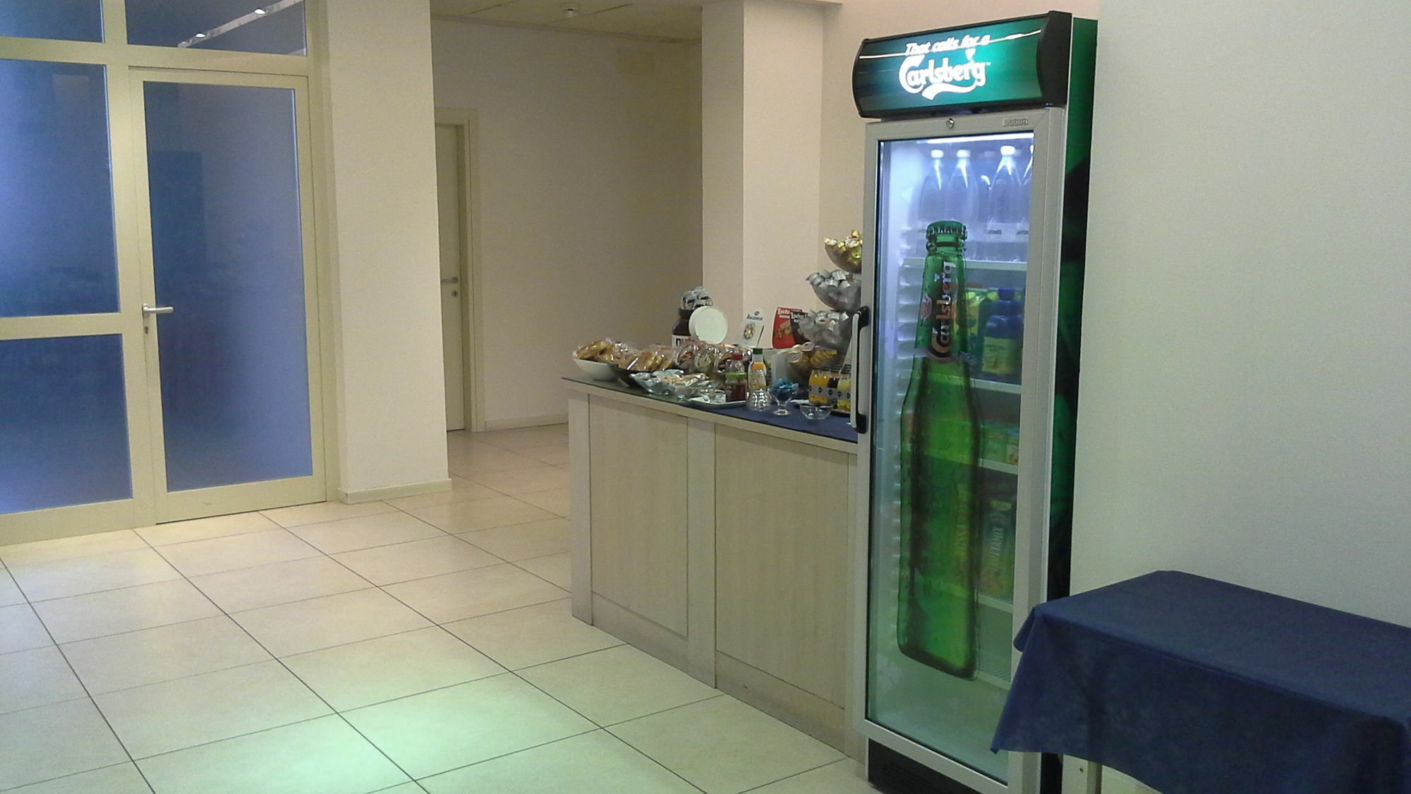 מודנה Hotel Lux מראה חיצוני תמונה